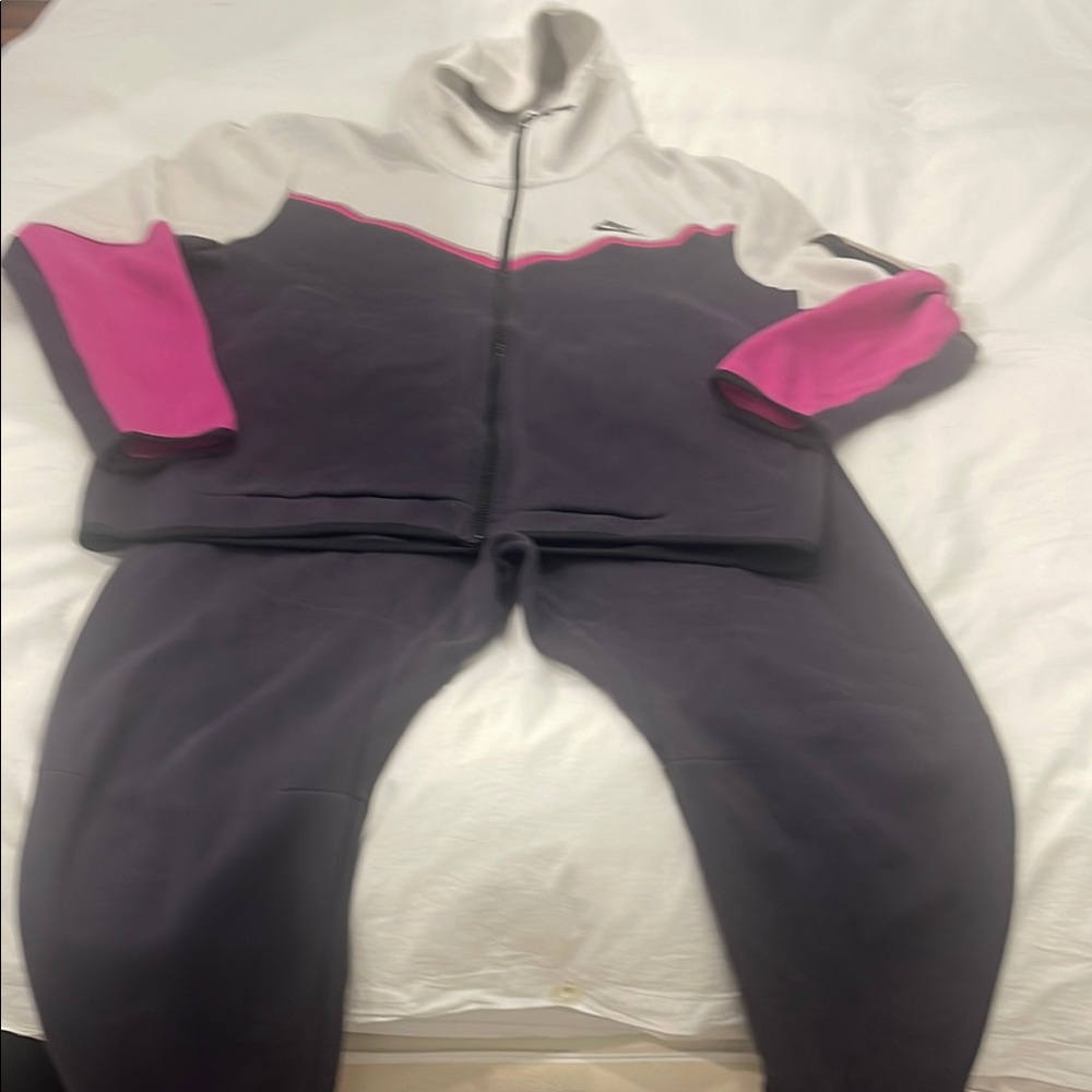Men's Gray and Pink Tracksuit
